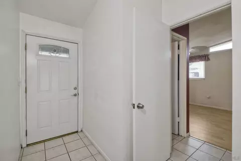 13816 Tobiasson Rd, Poway, CA 92064 photo 3