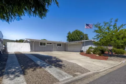 13816 Tobiasson Rd, Poway, CA 92064