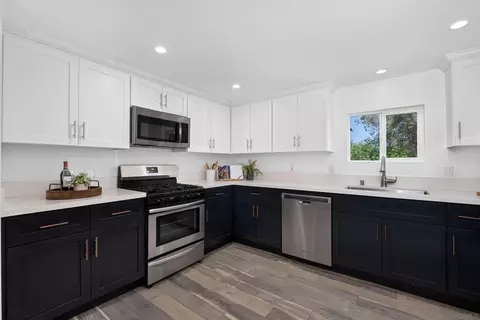 726 5th St, Ramona, CA 92065