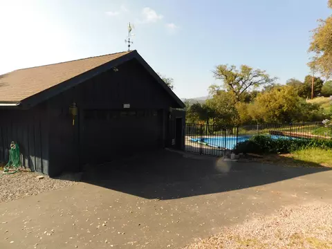 1546 Oakforest Rd, Santa Ysabel, CA 92070 photo 2
