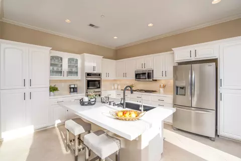 585 Inverlochy Dr, Fallbrook, CA 92028 photo 14