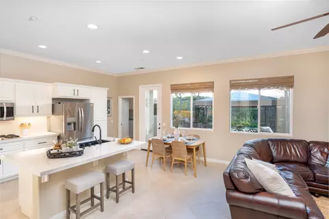 585 Inverlochy Dr, Fallbrook, CA 92028 photo 11