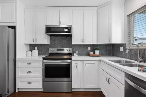Kitchen - 770 Morse St, Oceanside, CA 92054 photo 4 of 4
