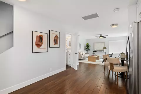 Entry Way - 770 Morse St, Oceanside, CA 92054 photo 1 of 3