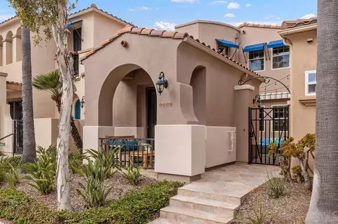 2732 E Bainbridge Rd, San Diego, CA 92106
