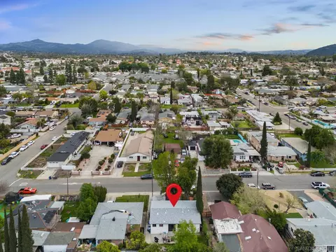 828 W 10th Ave, Escondido, CA 92025 photo 3