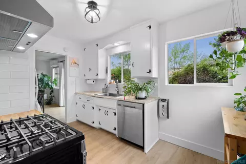 828 W 10th Ave, Escondido, CA 92025 photo 16