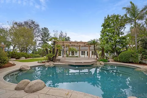 Exterior - 1608 Hillstone Ave, Escondido, CA 92029 photo 13 of 17