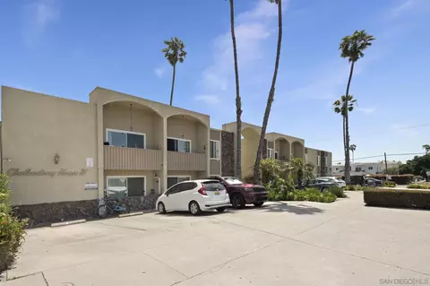 1707 Chalcedony St, San Diego, CA 92109