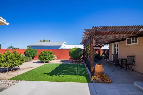 966 Ellen Ln, El Cajon, CA 92019 photo 22