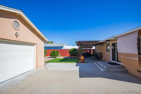 966 Ellen Ln, El Cajon, CA 92019 photo 29