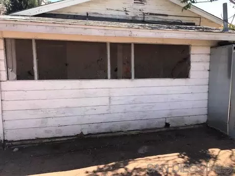 15472 Olde Highway 80, El Cajon, CA 92021