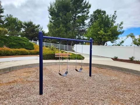 969 Masters Dr, Oceanside, CA 92057 photo 32
