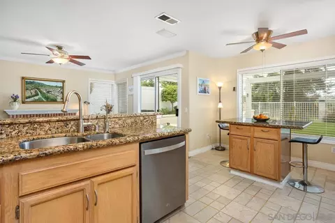 969 Masters Dr, Oceanside, CA 92057 photo 10
