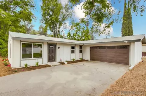 3030 Hypoint, Escondido, CA 92027 photo 2