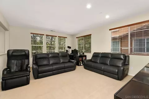 9957 Watergum Trl, Santee, CA 92071 photo 4