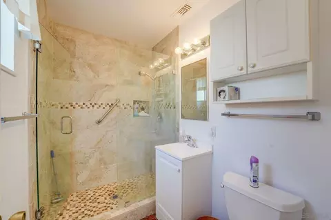 Bath - 619 Thayer Dr, Spring Valley, CA 91977 photo 1 of 2