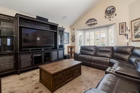 Living - 9597 Leyendekker Ct, Lakeside, CA 92040 photo 1 of 2