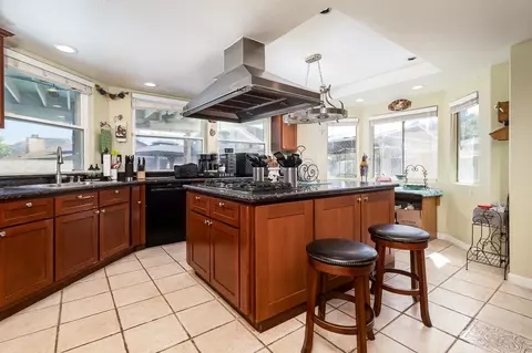 Kitchen - 9597 Leyendekker Ct, Lakeside, CA 92040 photo 1 of 3