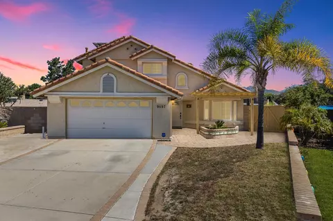9597 Leyendekker Ct, Lakeside, CA 92040