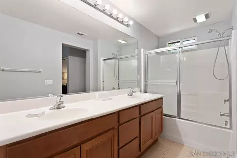 Bath - 350 Franciscan Way, Oceanside, CA 92057 photo 2 of 3