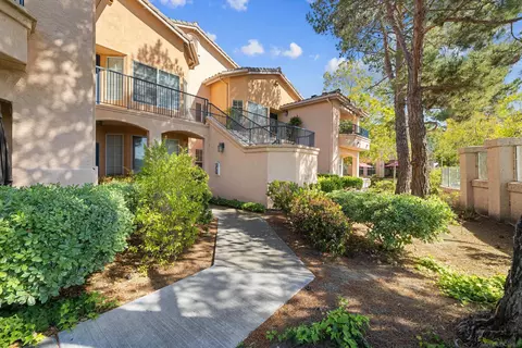 18840 Caminito Cantilena #106, San Diego, CA 92128