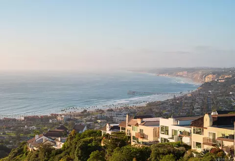 View/Area - 7403 Hillside Dr, La Jolla, CA 92037 photo 9 of 9