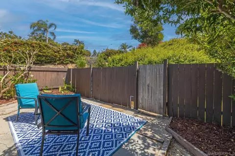Exterior - 1841 Gatepost Rd, Encinitas, CA 92024 photo 3 of 6