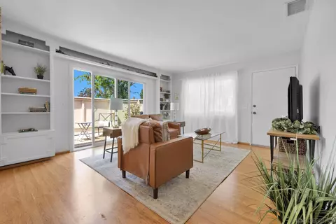 Living - 1841 Gatepost Rd, Encinitas, CA 92024 photo 4 of 4