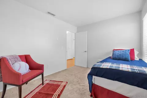 Bedroom - 1841 Gatepost Rd, Encinitas, CA 92024 photo 2 of 6