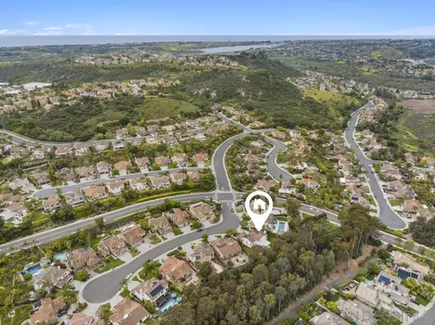 View/Area - 2318 Longfellow Rd, Carlsbad, CA 92008 photo 6 of 7
