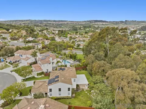 View/Area - 2318 Longfellow Rd, Carlsbad, CA 92008 photo 3 of 7