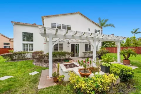 Exterior - 2318 Longfellow Rd, Carlsbad, CA 92008 photo 5 of 10