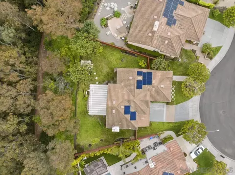 View/Area - 2318 Longfellow Rd, Carlsbad, CA 92008 photo 7 of 7