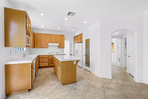 Kitchen - 2318 Longfellow Rd, Carlsbad, CA 92008 photo 2 of 5