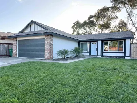 11263 Linares St, San Diego, CA 92129