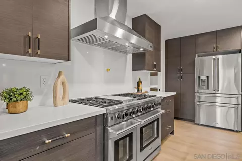 Kitchen - 16206 Rostrata Hill Rd, Poway, CA 92064 photo 1 of 4