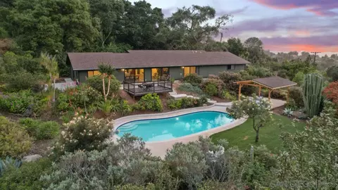 16206 Rostrata Hill Rd, Poway, CA 92064