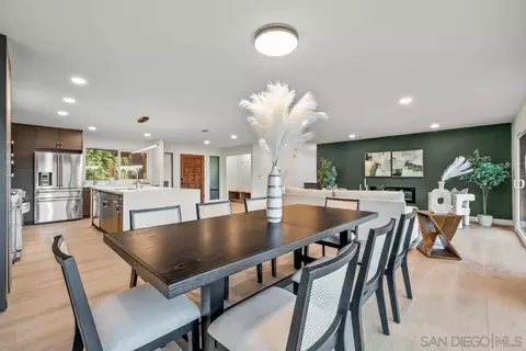 Dining - 16206 Rostrata Hill Rd, Poway, CA 92064 photo 1 of 4