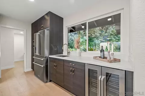 Kitchen - 16206 Rostrata Hill Rd, Poway, CA 92064 photo 4 of 4