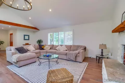 Living - 10741 Garden Way, Spring Valley, CA 91978 photo 3 of 3