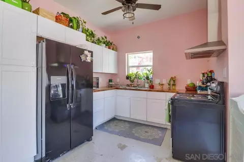 Kitchen - 10741 Garden Way, Spring Valley, CA 91978 photo 4 of 4