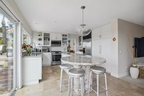 1671 Olympus Loop, Vista, CA 92081 photo 12