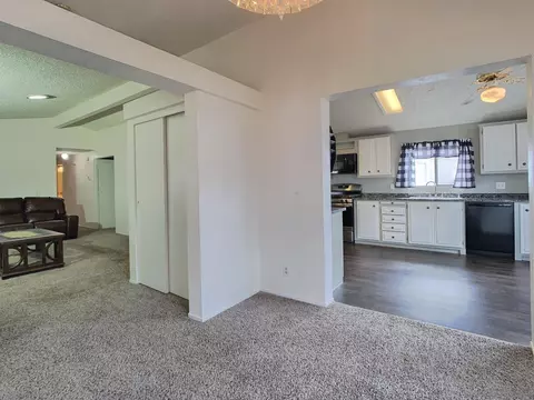 Other - 700 Bahama Dr, Hemet, CA 92543 photo 4 of 9