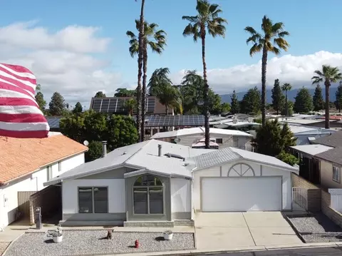View/Area - 700 Bahama Dr, Hemet, CA 92543 photo 4 of 8