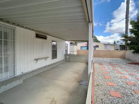 Exterior - 700 Bahama Dr, Hemet, CA 92543 photo 13 of 14