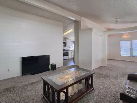 Other - 700 Bahama Dr, Hemet, CA 92543 photo 3 of 9
