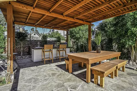Exterior - 7721 Ivanhoe Ave E, La Jolla, CA 92037 photo 10 of 17