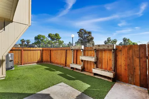 964 Marlin, Vista, CA 92084 photo 24