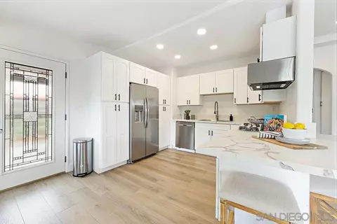 720 Valley Ave, Solana Beach, CA 92075